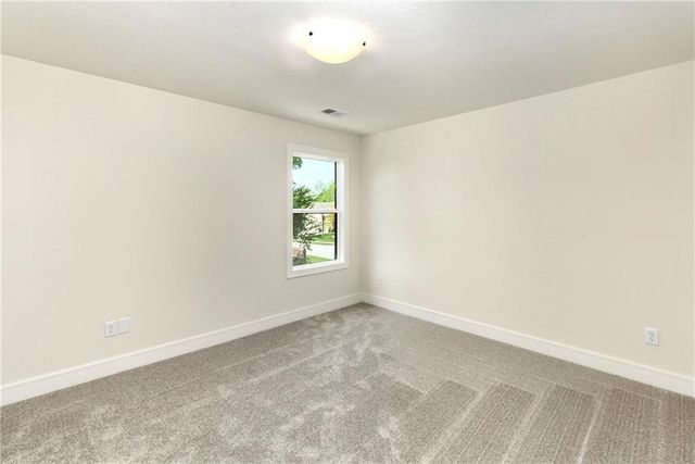 3949 SW Flintrock Drive, Lee's Summit, MO 64082