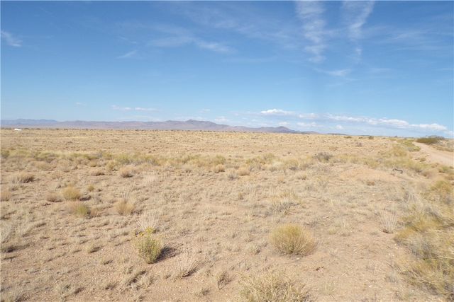 32210033 E Siesta Road, Kingman, AZ 86409