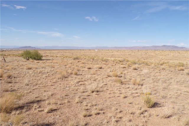 32210033 E Siesta Road, Kingman, AZ 86409