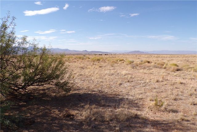 32210033 E Siesta Road, Kingman, AZ 86409