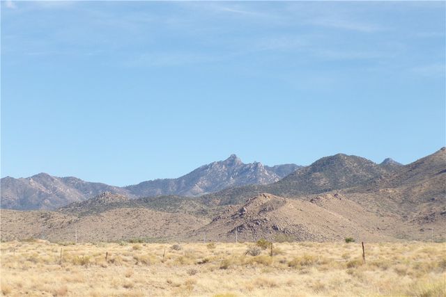 32210033 E Siesta Road, Kingman, AZ 86409