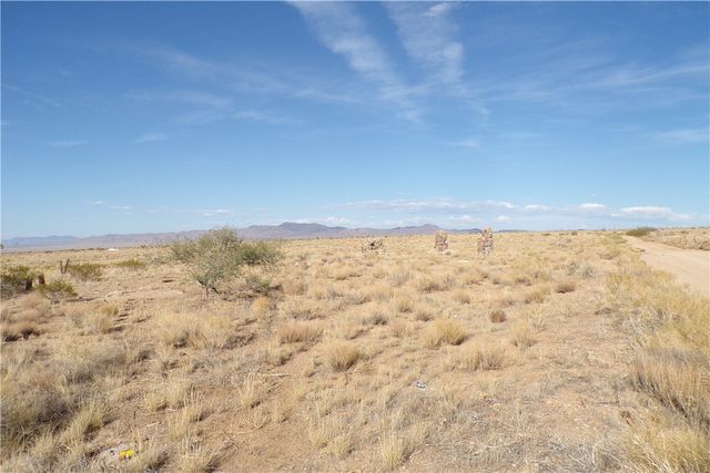 32210033 E Siesta Road, Kingman, AZ 86409