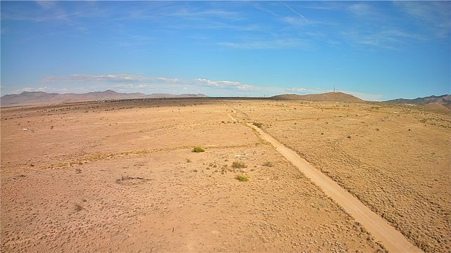 32210033 E Siesta Road, Kingman, AZ 86409