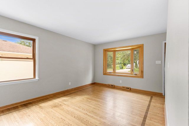 3420 S 81st STREET, Milwaukee, WI 53219