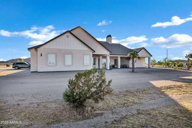 233 N PETTOSHAS Drive, Maricopa, AZ 85139