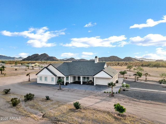 233 N PETTOSHAS Drive, Maricopa, AZ 85139