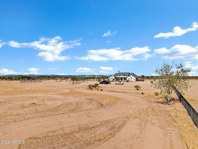 233 N PETTOSHAS Drive, Maricopa, AZ 85139