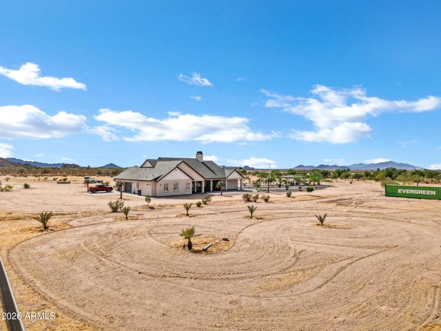 233 N PETTOSHAS Drive, Maricopa, AZ 85139