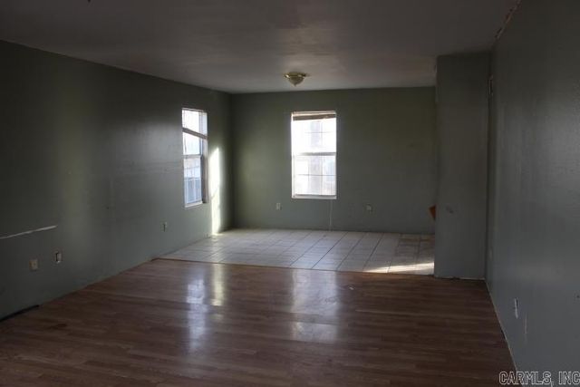 1214 W 48th Street, North Little Rock, AR 72118