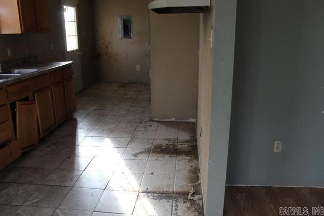 1214 W 48th Street, North Little Rock, AR 72118