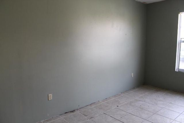 1214 W 48th Street, North Little Rock, AR 72118
