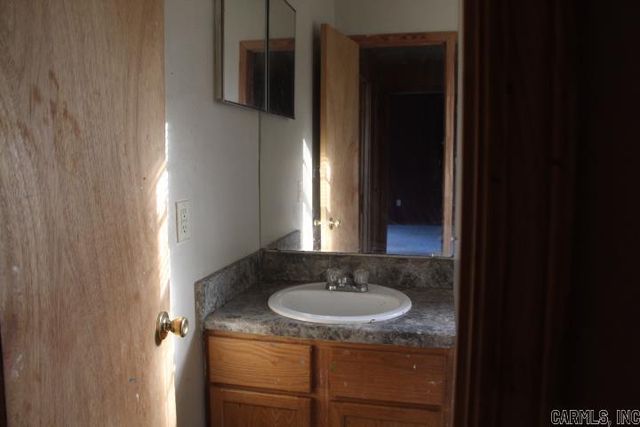 1214 W 48th Street, North Little Rock, AR 72118