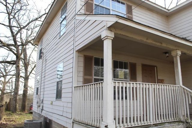 1214 W 48th Street, North Little Rock, AR 72118
