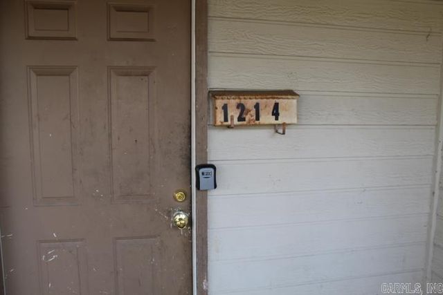 1214 W 48th Street, North Little Rock, AR 72118