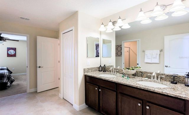 9026 SHADOW MOUNTAIN STREET, Davenport, FL 33896
