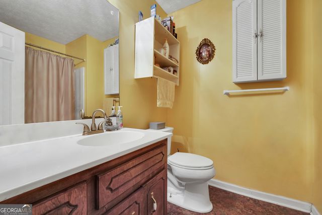 20 Lamp Post Court, Stockbridge, GA 30281