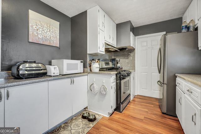 20 Lamp Post Court, Stockbridge, GA 30281