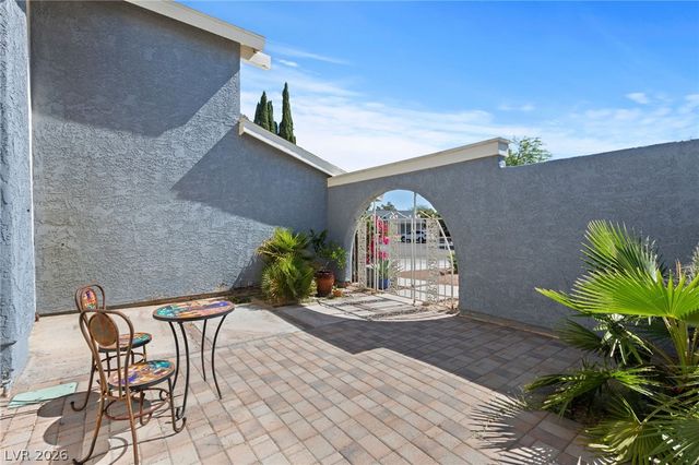1808 Piccolo Way, Las Vegas, NV 89146