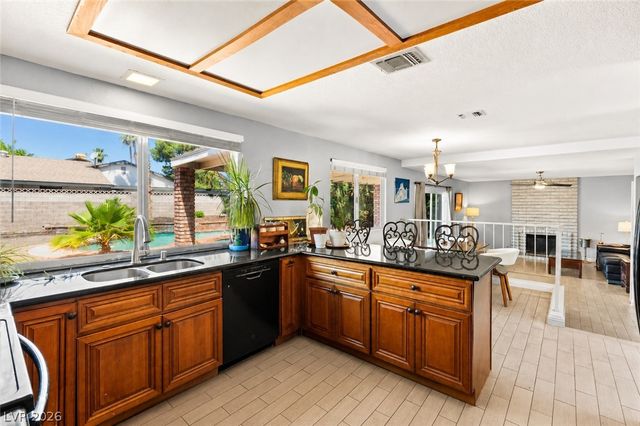 1808 Piccolo Way, Las Vegas, NV 89146