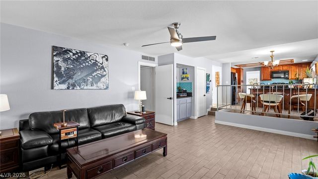 1808 Piccolo Way, Las Vegas, NV 89146