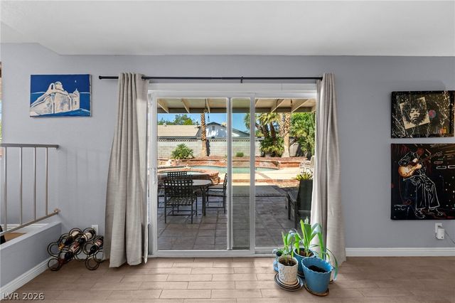 1808 Piccolo Way, Las Vegas, NV 89146