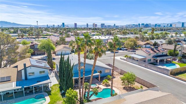 1808 Piccolo Way, Las Vegas, NV 89146