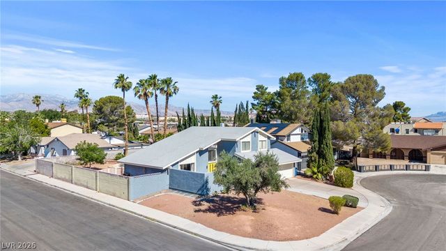 1808 Piccolo Way, Las Vegas, NV 89146