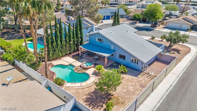 1808 Piccolo Way, Las Vegas, NV 89146