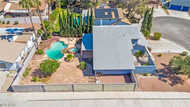 1808 Piccolo Way, Las Vegas, NV 89146