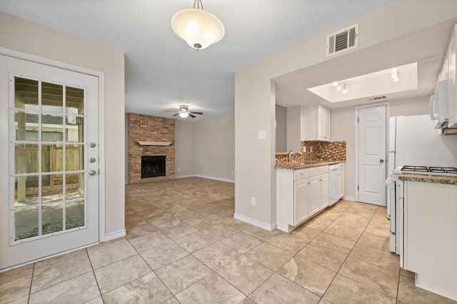 8006 Tuscarora TRL, Austin, TX 78729