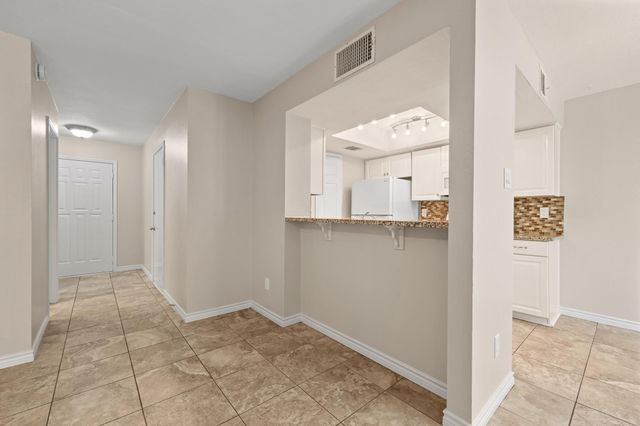 8006 Tuscarora TRL, Austin, TX 78729