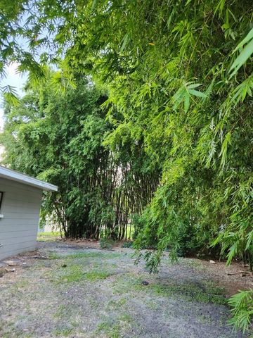 1005 N BRACEWELL DRIVE, Plant City, FL 33563