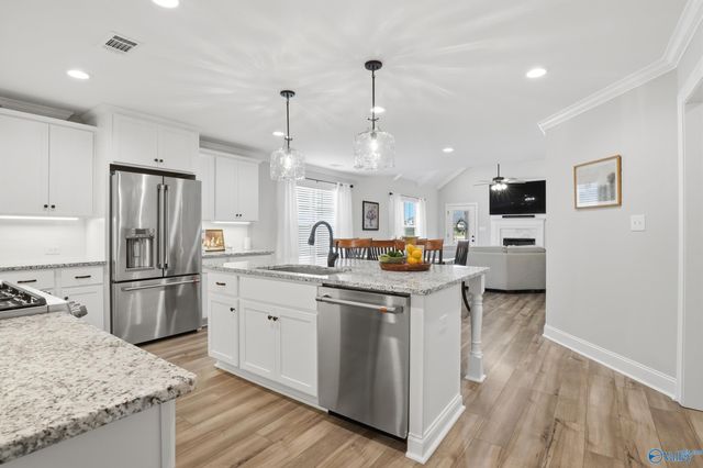 16918 Orleans Drive, Athens, AL 35611