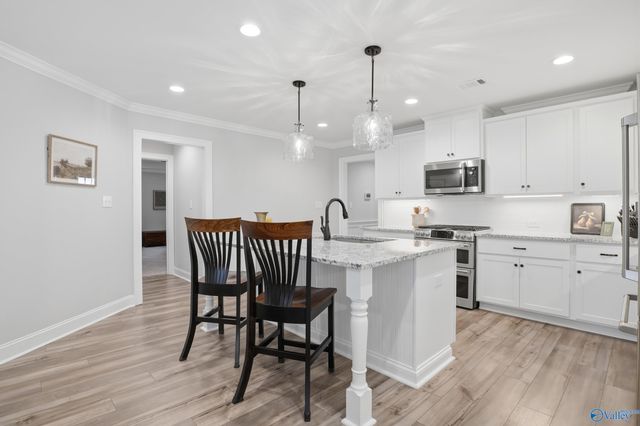 16918 Orleans Drive, Athens, AL 35611