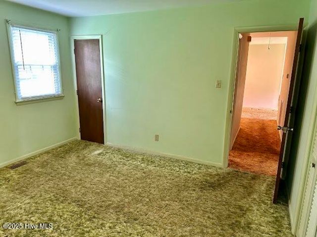 1113 Hendricks Court, Jacksonville, NC 28540