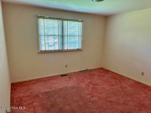 1113 Hendricks Court, Jacksonville, NC 28540