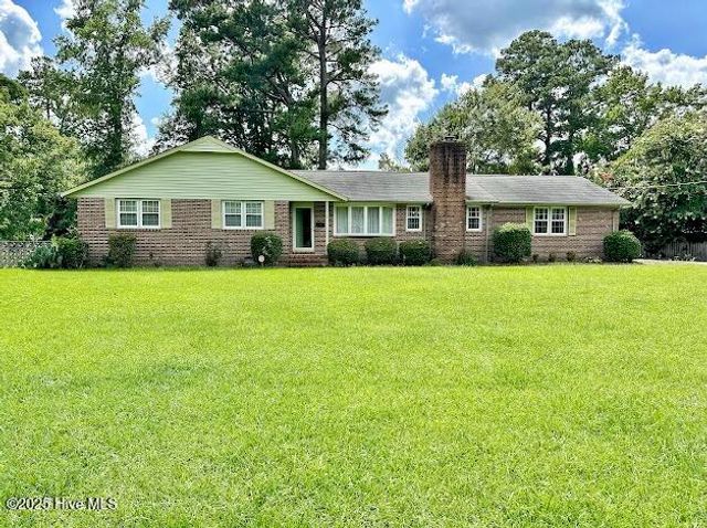 1113 Hendricks Court, Jacksonville, NC 28540