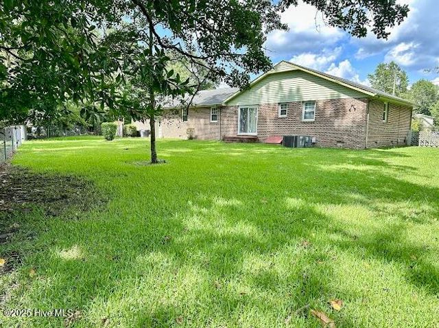 1113 Hendricks Court, Jacksonville, NC 28540