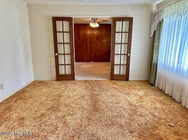 1113 Hendricks Court, Jacksonville, NC 28540