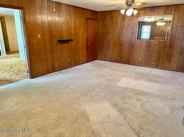 1113 Hendricks Court, Jacksonville, NC 28540