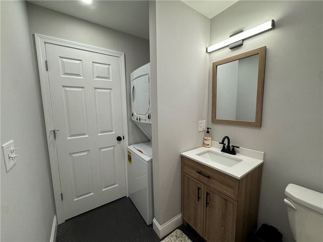 350 Main Street 3, Warren, RI 02885