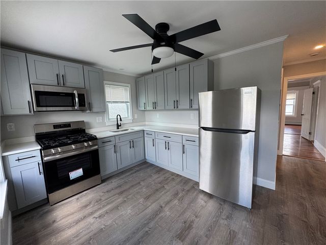 350 Main Street 3, Warren, RI 02885