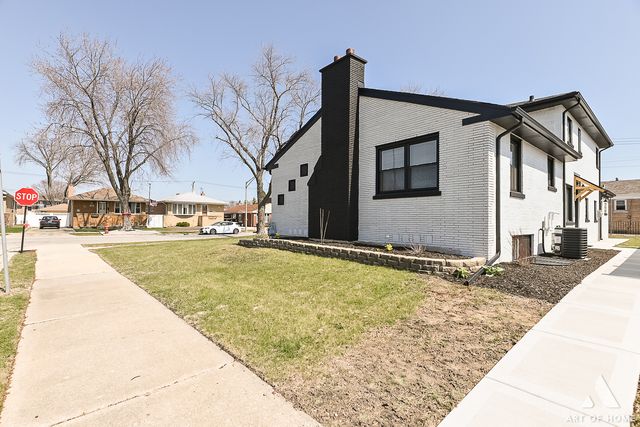 10701 S Harding Avenue, Chicago, IL 60655