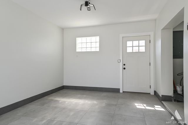 10701 S Harding Avenue, Chicago, IL 60655