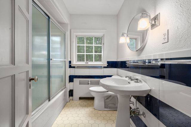 43 Monadnock Road, Wellesley, MA 02481