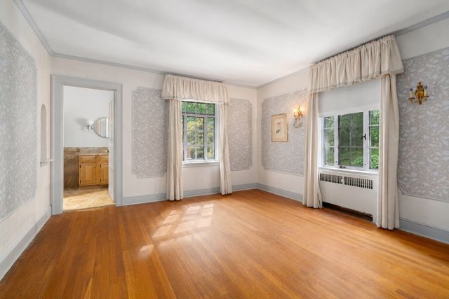 43 Monadnock Road, Wellesley, MA 02481