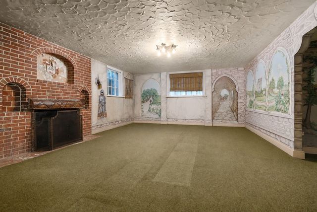 43 Monadnock Road, Wellesley, MA 02481