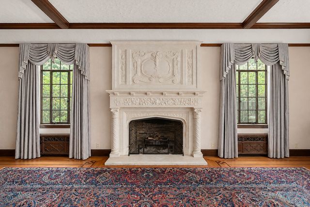 43 Monadnock Road, Wellesley, MA 02481