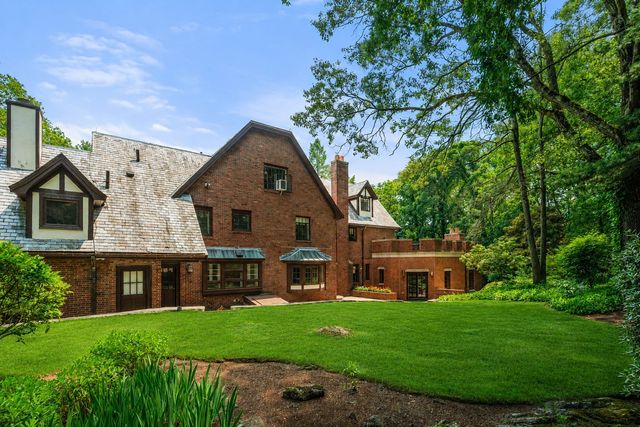 43 Monadnock Road, Wellesley, MA 02481