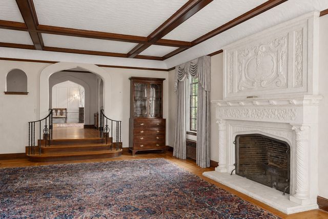 43 Monadnock Road, Wellesley, MA 02481
